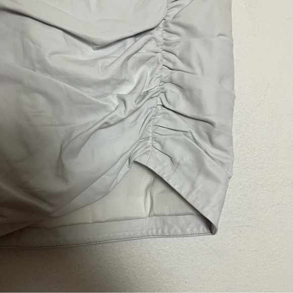 NWT Lamarque Aricia White Genuine Leather Ruched Mini Skirt Size 4 Small - Picture 4 of 7